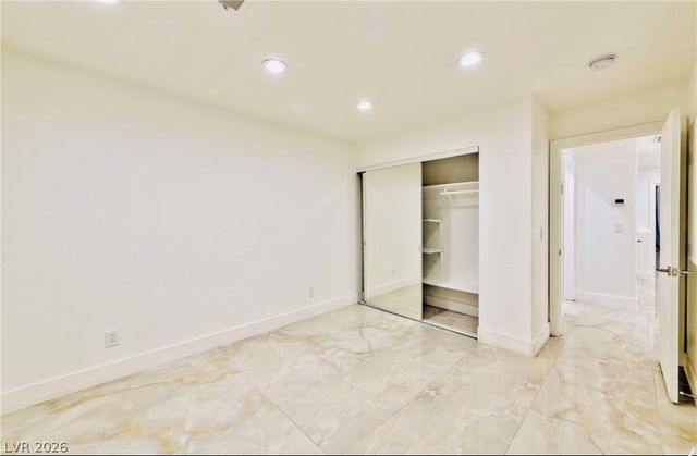 9845 Via Delores Avenue, Las Vegas, NV 89117