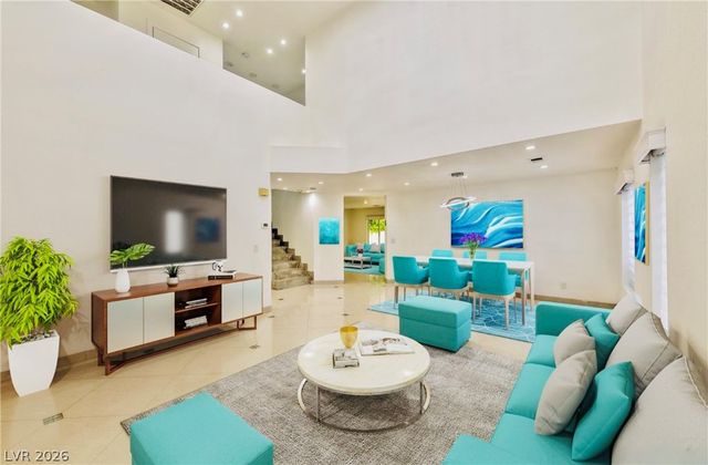 9845 Via Delores Avenue, Las Vegas, NV 89117