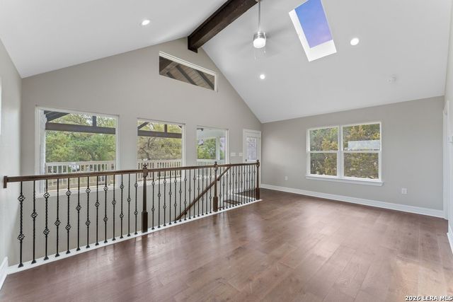 1090 Arcadia Dr, Canyon Lake, TX 78133