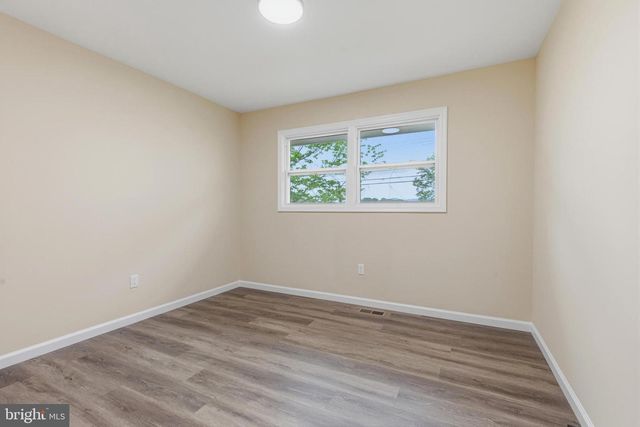 210 S SHENANDOAH AVE, Front Royal, VA 22630