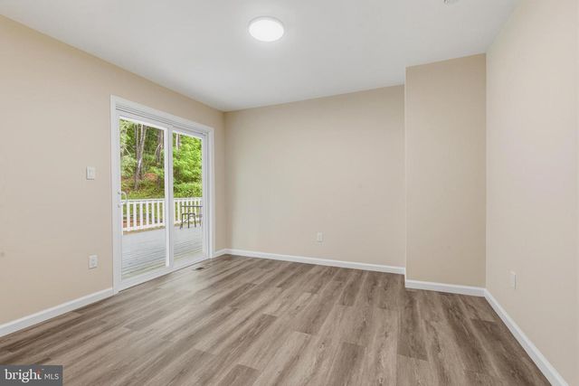 210 S SHENANDOAH AVE, Front Royal, VA 22630