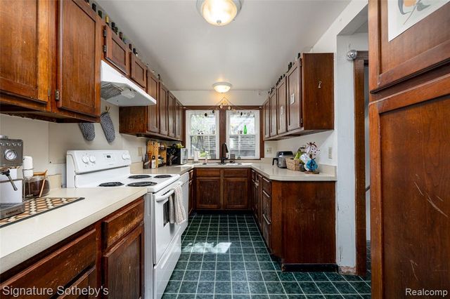 711 Granger Avenue, Ann Arbor, MI 48104