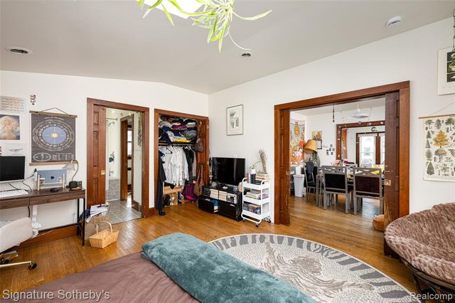 711 Granger Avenue, Ann Arbor, MI 48104
