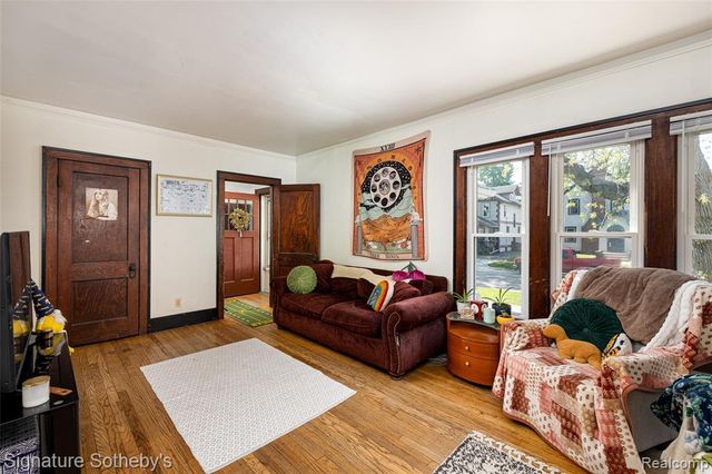 711 Granger Avenue, Ann Arbor, MI 48104