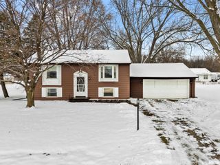 9603 W LITTLEFIELD Drive, Mapleton, IL 61547