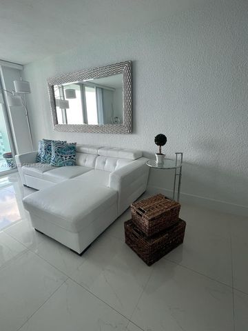 3801 S Ocean Drive 12M, Hollywood, FL 33019