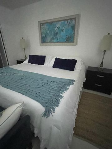 3801 S Ocean Drive 12M, Hollywood, FL 33019