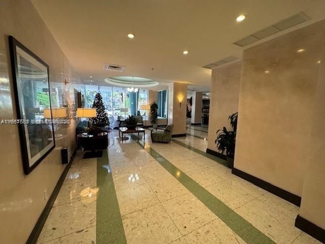 3801 S Ocean Drive 12M, Hollywood, FL 33019
