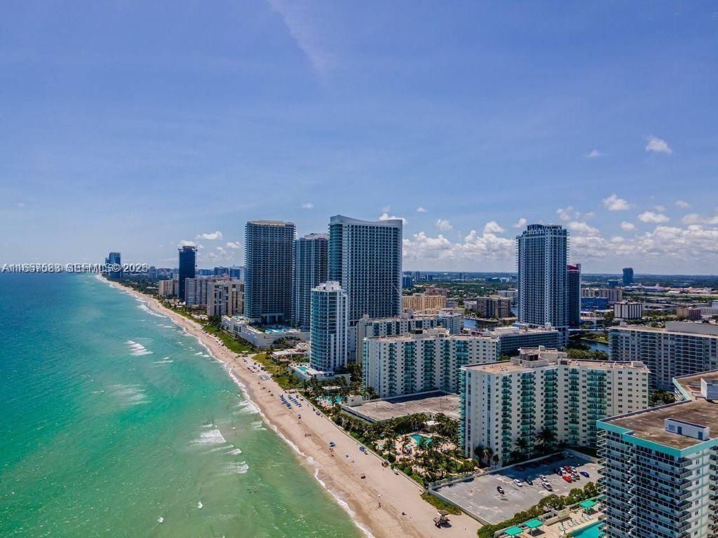 3801 S Ocean Drive 12M, Hollywood, FL 33019