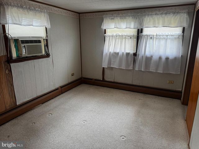 100 ROBERTS, Toms River, NJ 08755