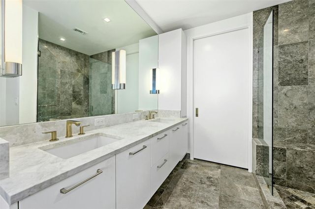 501 West Ave 3202, Austin, TX 78701