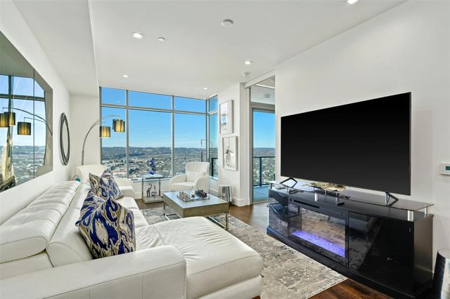 501 West Ave 3202, Austin, TX 78701