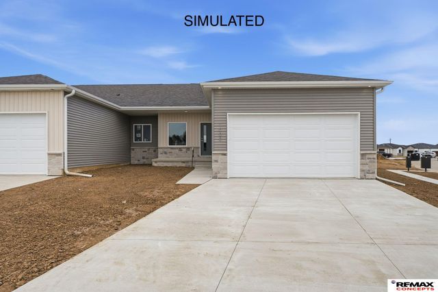 1012 W Sand Dunes Road, Lincoln, NE 68523