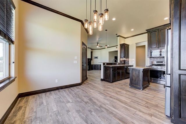 12859 Meadow Ridge Drive, Shawnee, OK 74804