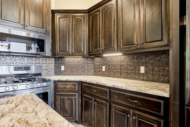 12859 Meadow Ridge Drive, Shawnee, OK 74804