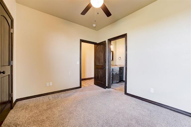 12859 Meadow Ridge Drive, Shawnee, OK 74804