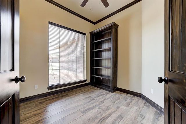 12859 Meadow Ridge Drive, Shawnee, OK 74804