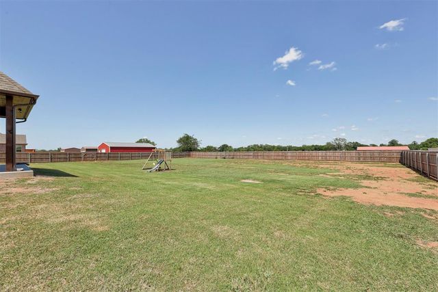 12859 Meadow Ridge Drive, Shawnee, OK 74804