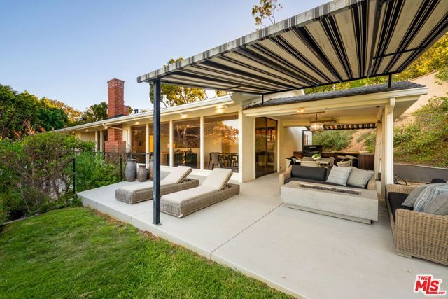204 Ashdale Place, Los Angeles, CA 90049