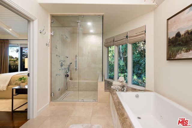 204 Ashdale Place, Los Angeles, CA 90049