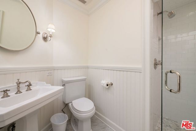 204 Ashdale Place, Los Angeles, CA 90049