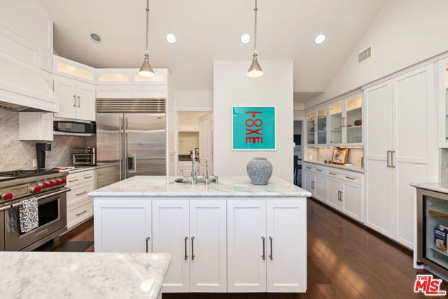 204 Ashdale Place, Los Angeles, CA 90049