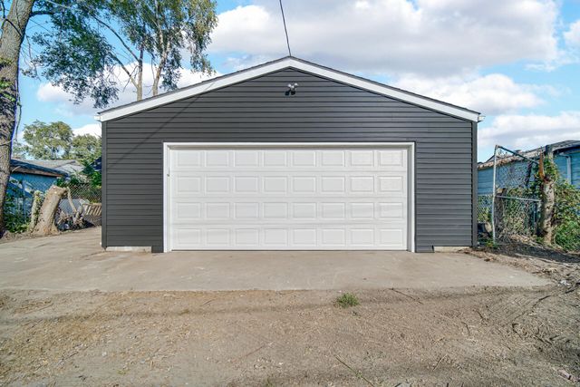 1948 Mckinley Street, Gary, IN 46404