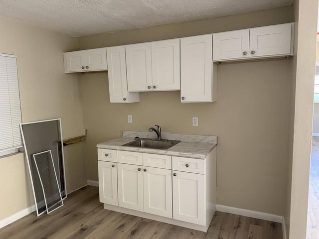 1004 NW 2nd Street 1, Fort Lauderdale, FL 33311