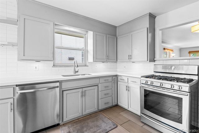 576 S Grant Street, Denver, CO 80209