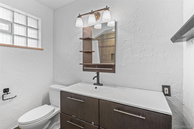 576 S Grant Street, Denver, CO 80209