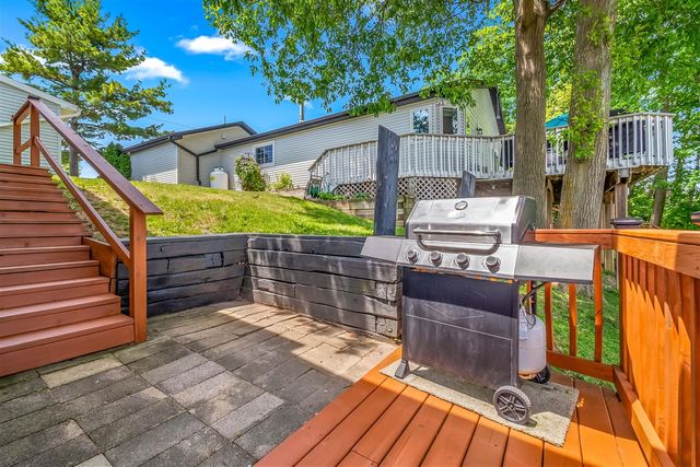 13854 Emens Drive, Hudson, MI 49247