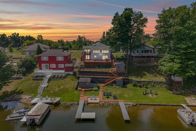 13854 Emens Drive, Hudson, MI 49247