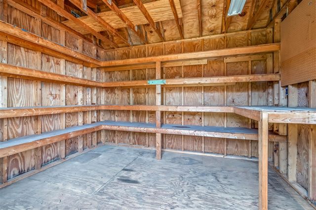 13854 Emens Drive, Hudson, MI 49247