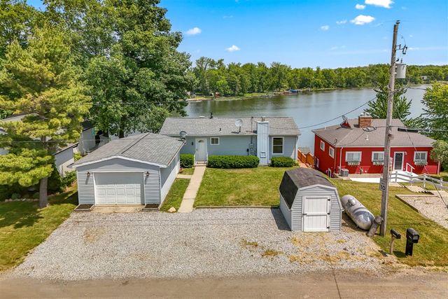 13854 Emens Drive, Hudson, MI 49247