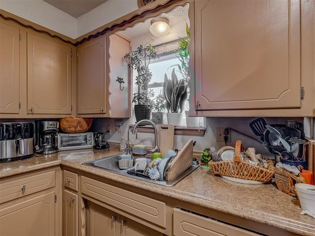 919 SW 3rd Street, Moore, OK 73160