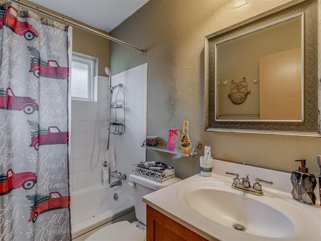 919 SW 3rd Street, Moore, OK 73160