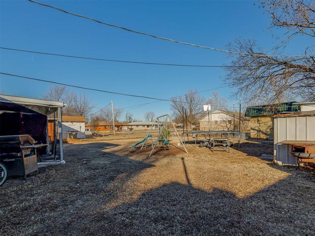 919 SW 3rd Street, Moore, OK 73160