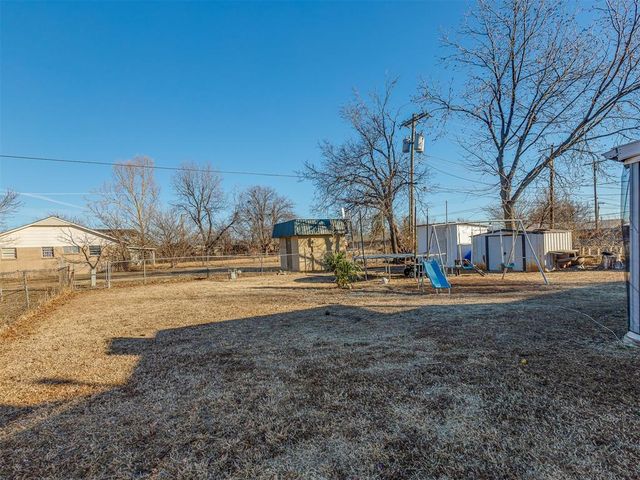 919 SW 3rd Street, Moore, OK 73160