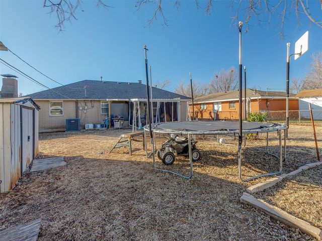 919 SW 3rd Street, Moore, OK 73160