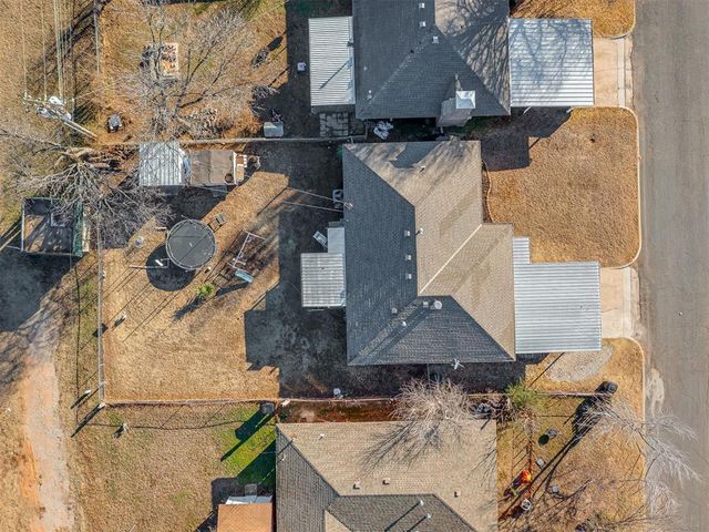 919 SW 3rd Street, Moore, OK 73160