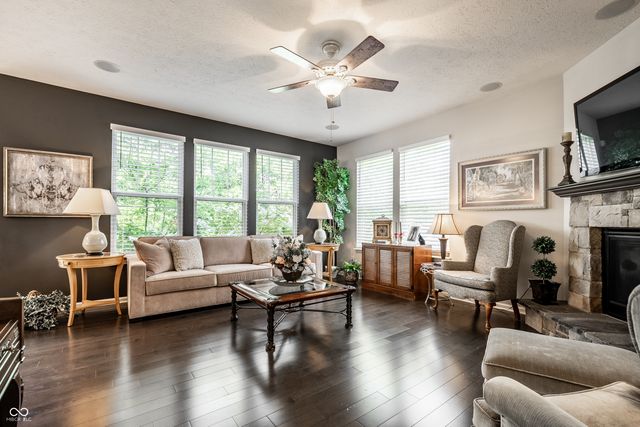10190 Fantina Lane, Fishers, IN 46040