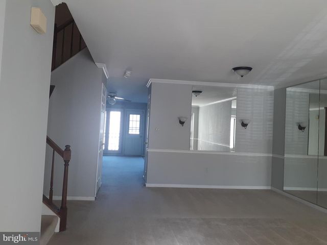 16804 WINSTON LN, Woodbridge, VA 22191