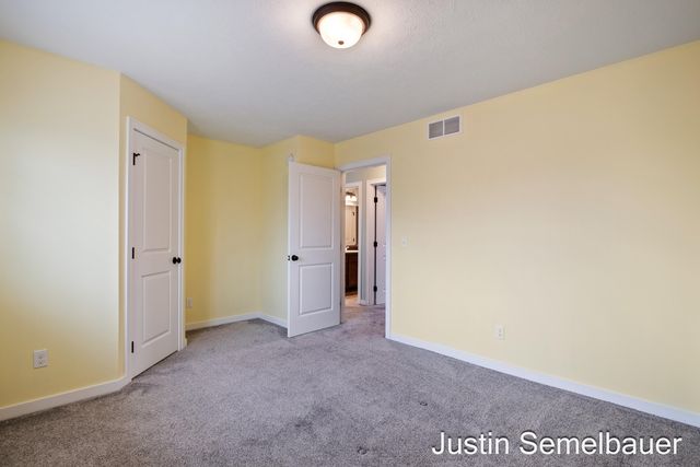 8726 Rainbows End Road SE, Caledonia, MI 49316