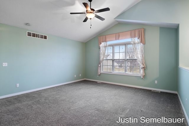 8726 Rainbows End Road SE, Caledonia, MI 49316