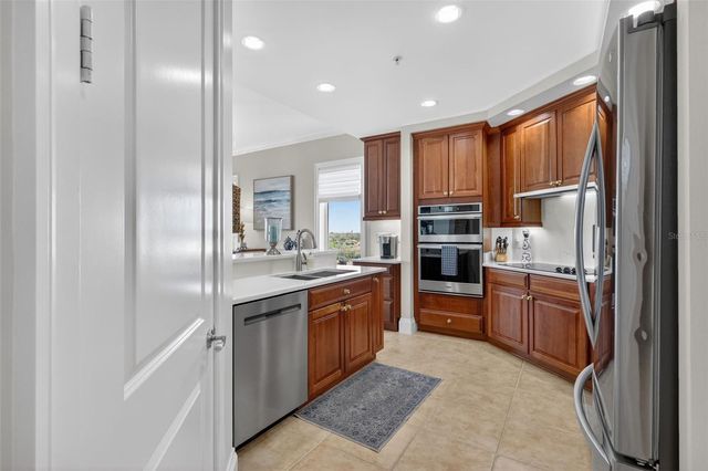 130 RIVIERA DUNES WAY 506, Palmetto, FL 34221