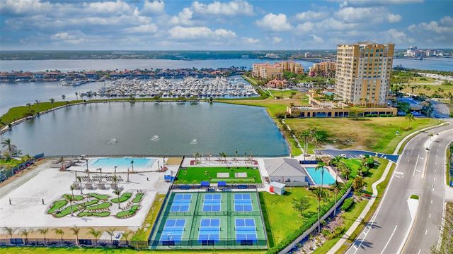 130 RIVIERA DUNES WAY 506, Palmetto, FL 34221