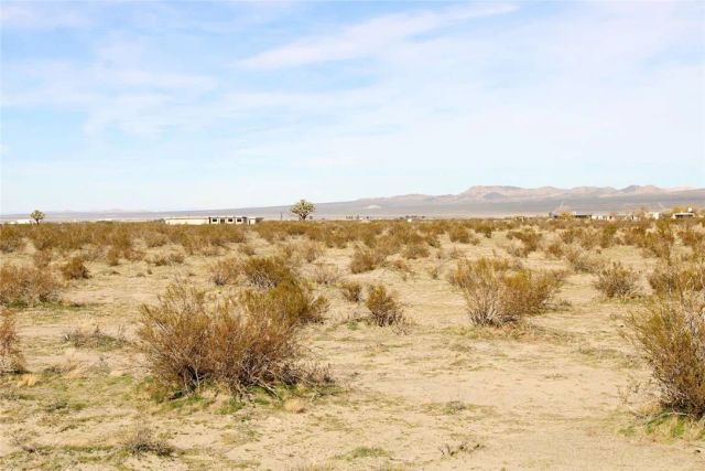 179940 Johnson, Phelan, CA 92371