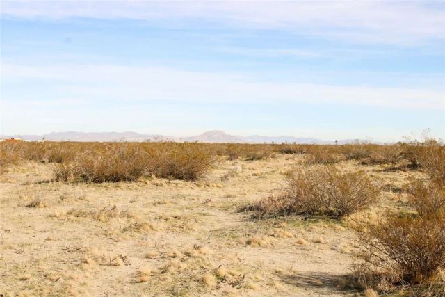 179940 Johnson, Phelan, CA 92371