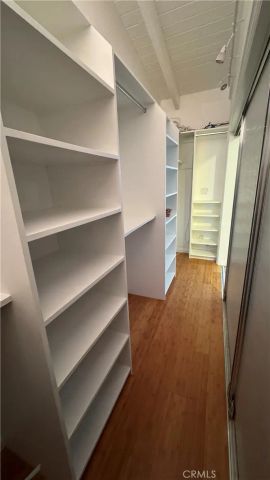 5200 Valley Circle Boulevard, Woodland Hills, CA 91367