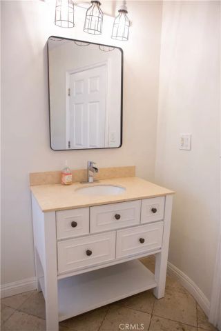 5200 Valley Circle Boulevard, Woodland Hills, CA 91367